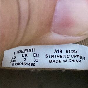 Sperry kids boat shows size 3 brown n beige